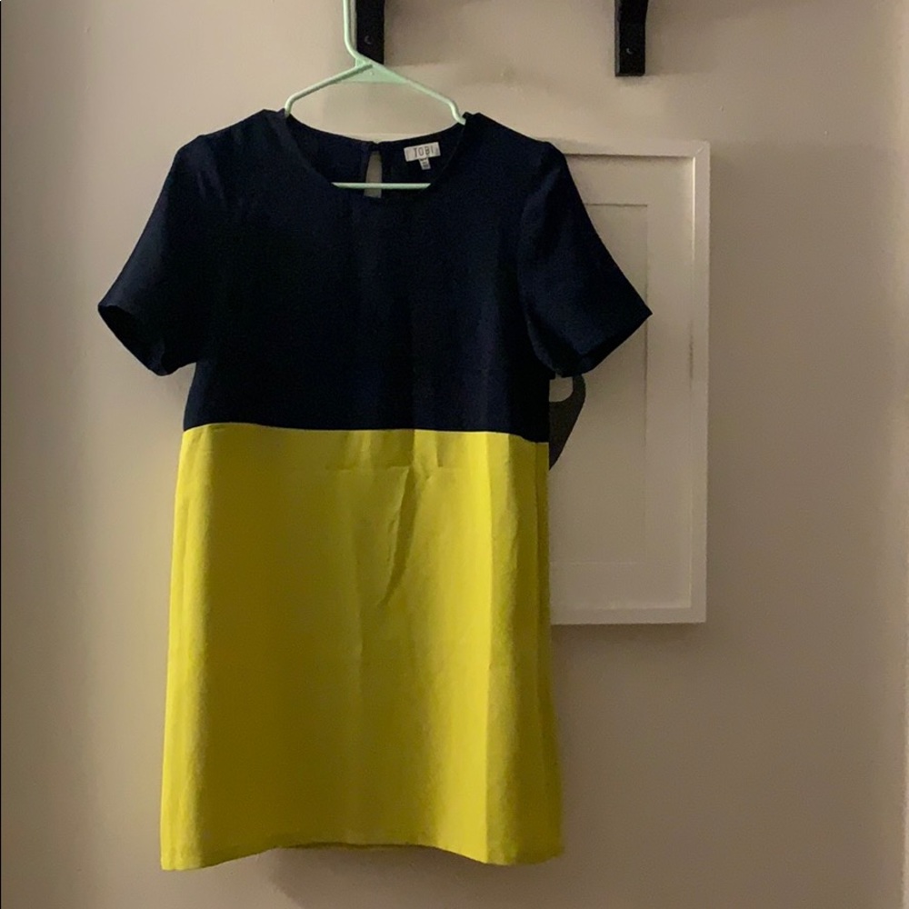 Color block shift dress